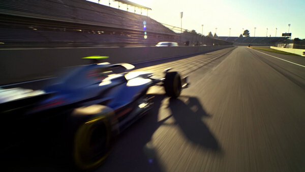 Formula 1 Car Multishot Race