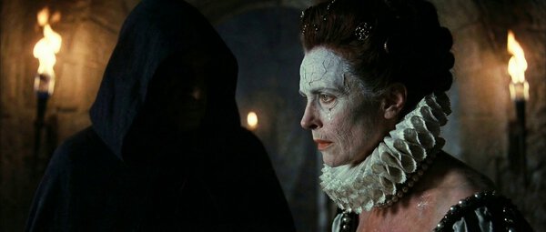 Queen Prophecy Drama Shot 1