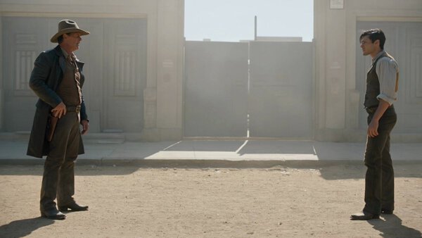 Western Duel Multi-Shot