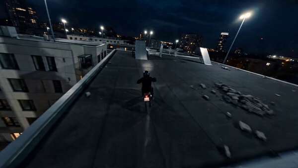 FPV Rooftop Motorcycle Escape