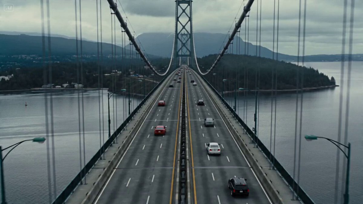 Bridge Collapse Chase
