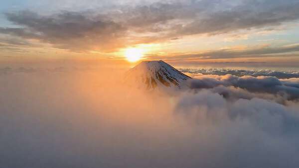 Mount Fuji 15-Shot Landmark Tour