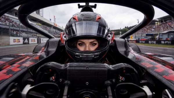 Supercar Trend — AI Video Prompt
