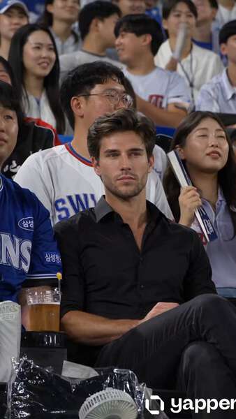 KBO Baseball Fan Cam Boy