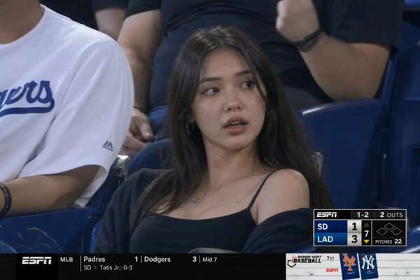 KBO Stadium Crowd Cam Moment