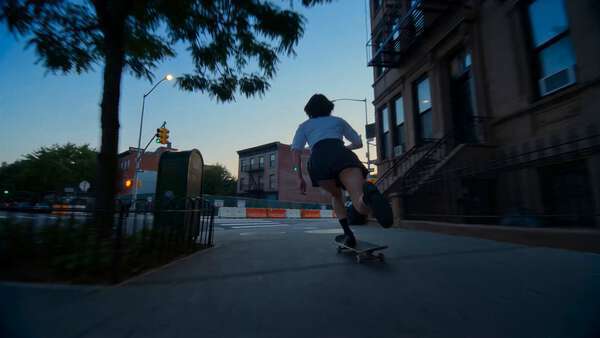 NYC Skate Dawn Chase