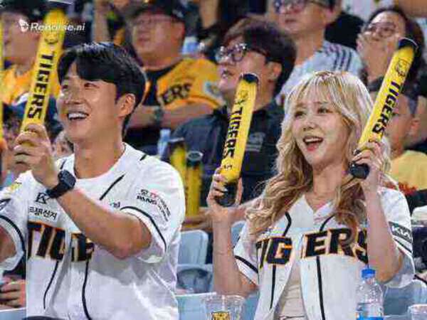 KBO Baseball Night Game Broadcast